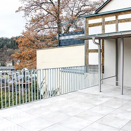 Panorama Apartment *